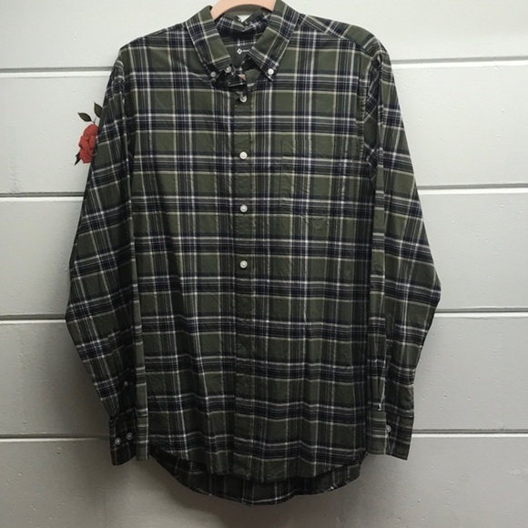 Classic Green Plaid Men's Button-Down Shirt - Picture 1 of 3
